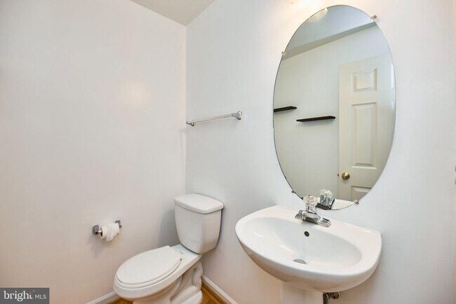 Building Photo - 11485 Carriage Gate Ct