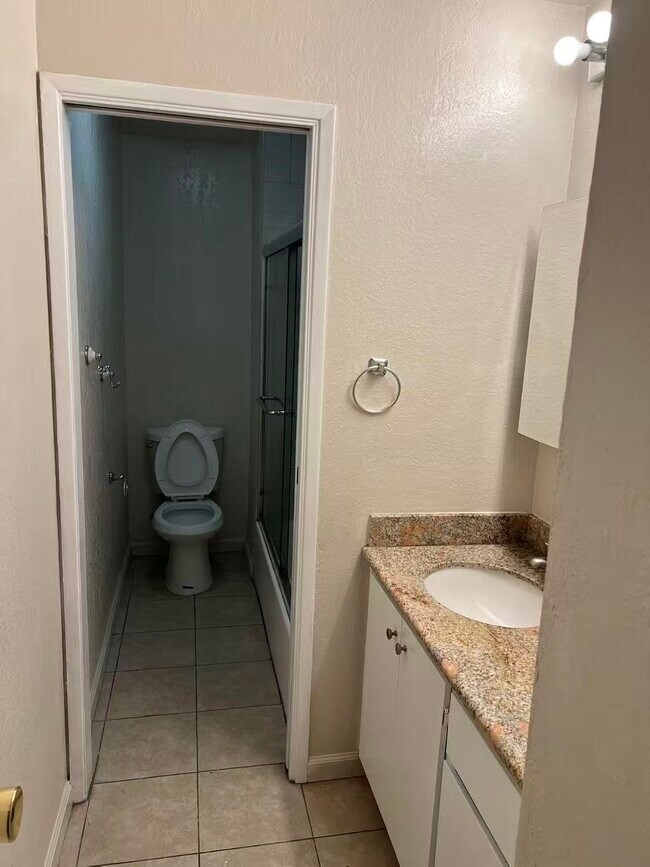 Building Photo - 1391 Monument Blvd