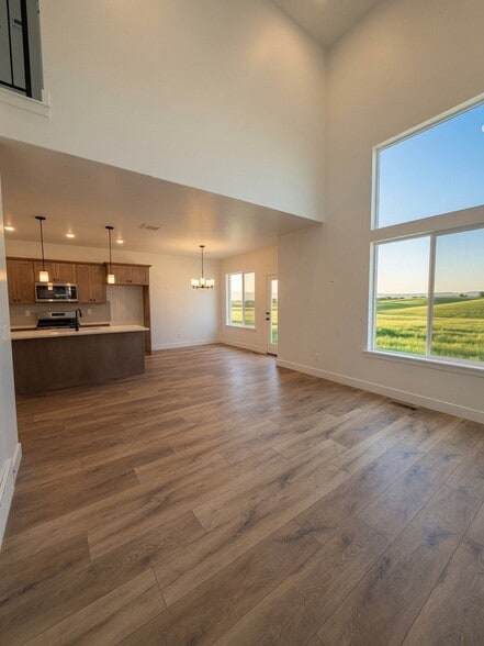 Building Photo - 4391 Templar Dr
