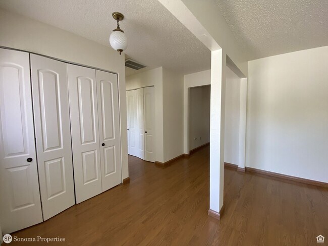 Building Photo - Charming 2BD/2BA House in Temelec!