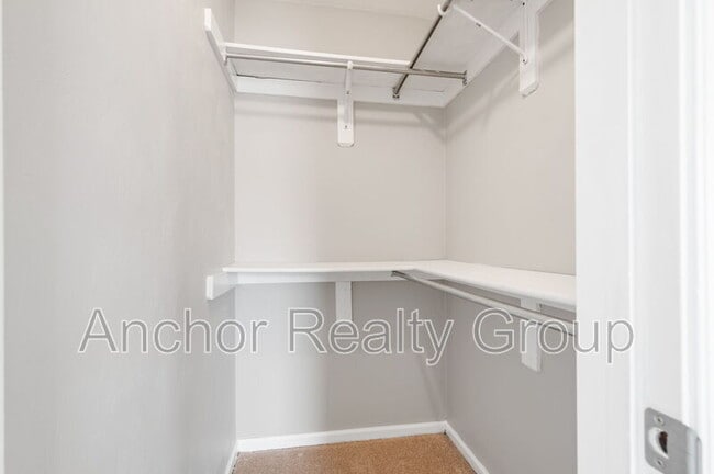 Building Photo - 229 Mannings Ln