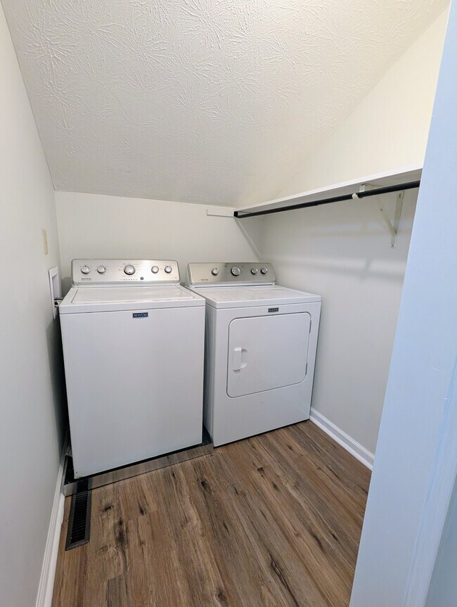 Maytag Washer and Dryer - 3221 Hunters Point Dr