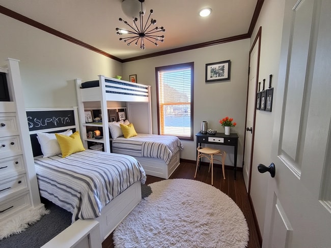 Building Photo - 324 Spring Park Dr