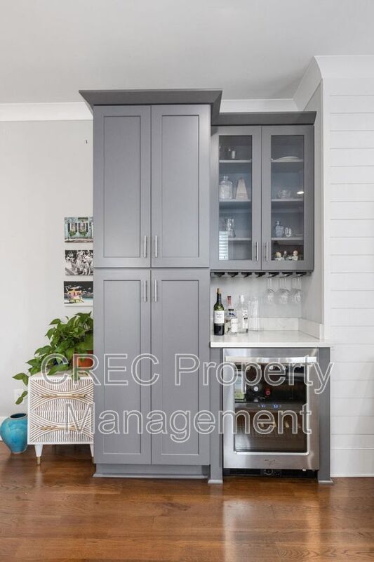 Building Photo - 3 1/2 Maranda Holmes St