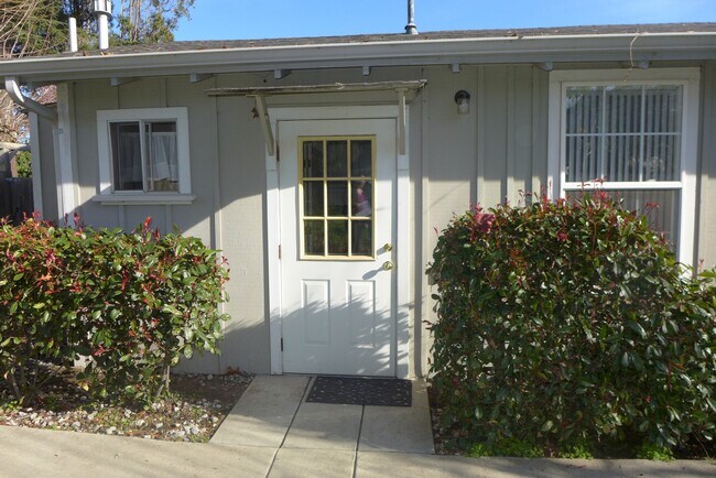 Primary Photo - 2305-2307 Freedom Blvd