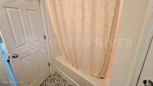 Building Photo - 352 Rambling Brk Trl