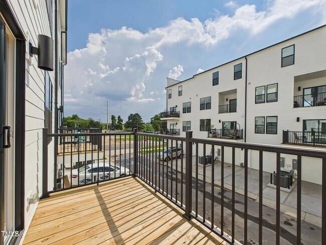 Building Photo - 1251 Shaw View Aly