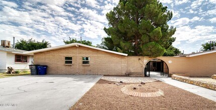 Building Photo - 11248 Wharf Cove Dr