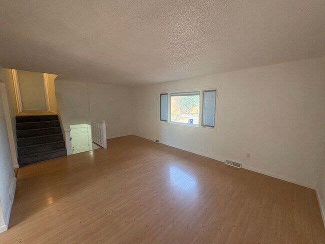 Building Photo - 939 49th Ave Pl