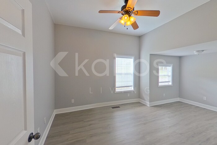 Building Photo - 603 Hudson Ave