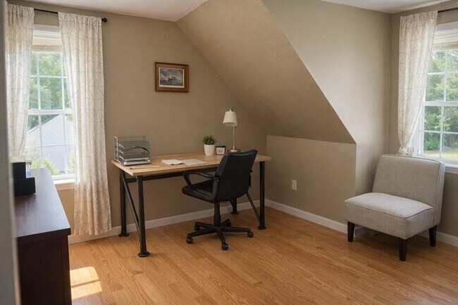 Building Photo - 11 Trout Farm Way