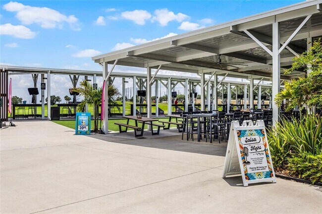 Building Photo - 771 Wolf Creek St