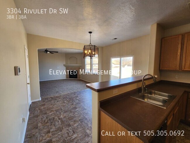 Building Photo - 3304 Rivulet Dr SW