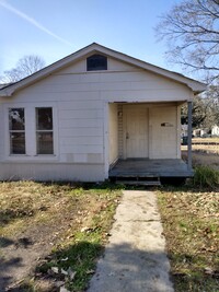 Building Photo - 3006 Georgia St