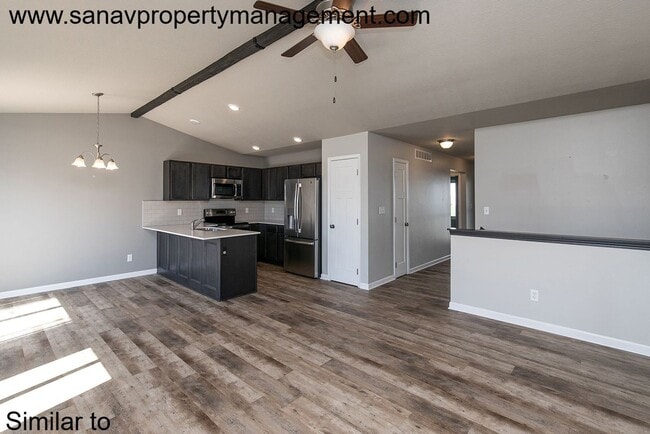 Building Photo - 3040 Worchester Dr