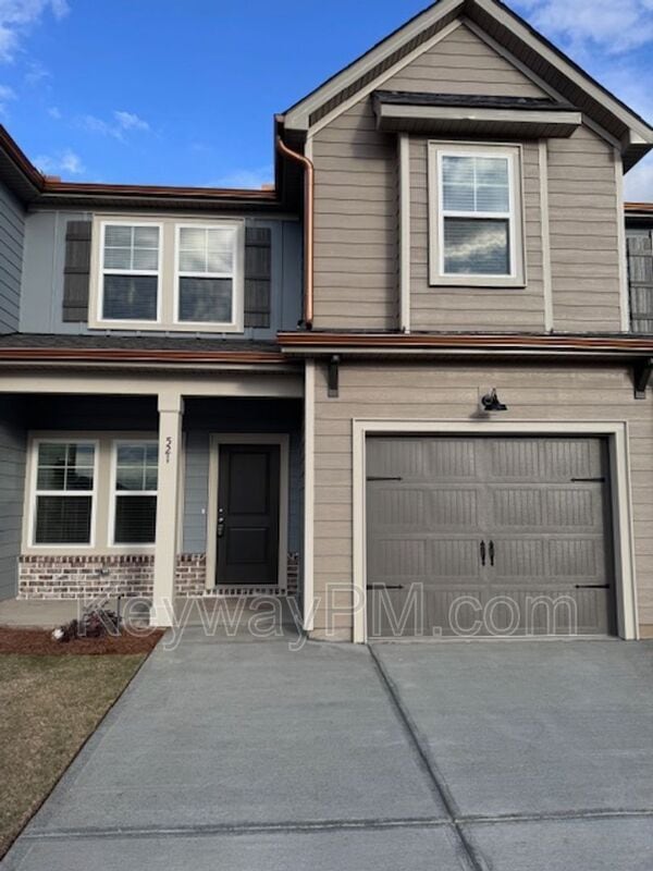 Building Photo - 521 Yuma Ln