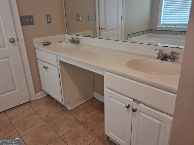 Building Photo - 3505 Arbroath Dr