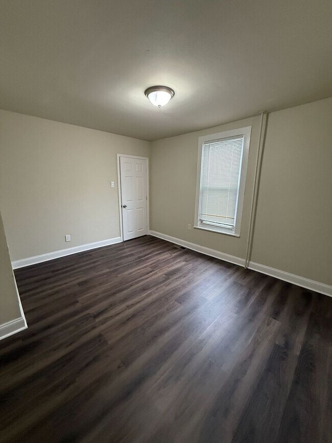 Building Photo - BRAND NEW 1 BED 1 BATH APARTMENT FOR RENT.