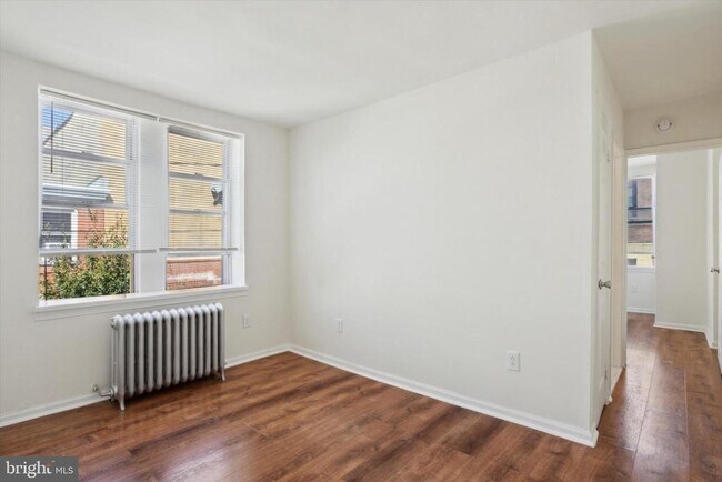 Building Photo - 714 Tasker St