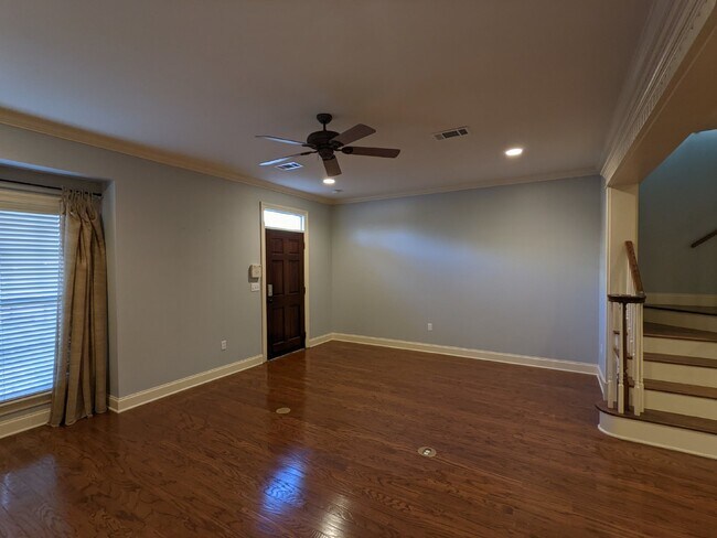 Building Photo - 103 Private Rd 3085