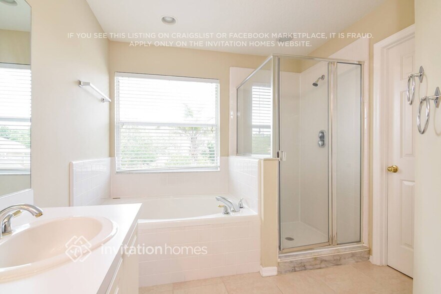 Building Photo - 10224 Merrimac Manor Dr