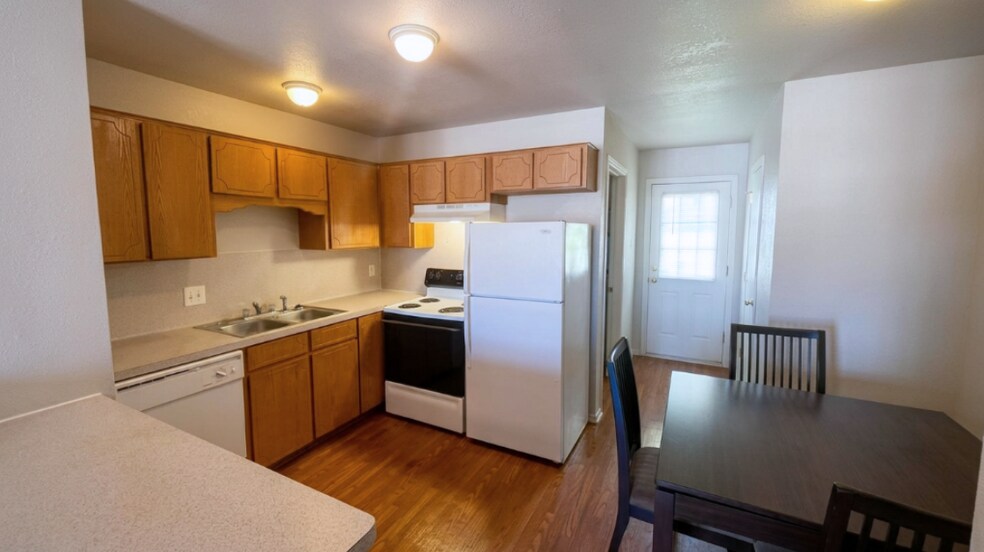 Building Photo - 4406 Mattie Dr