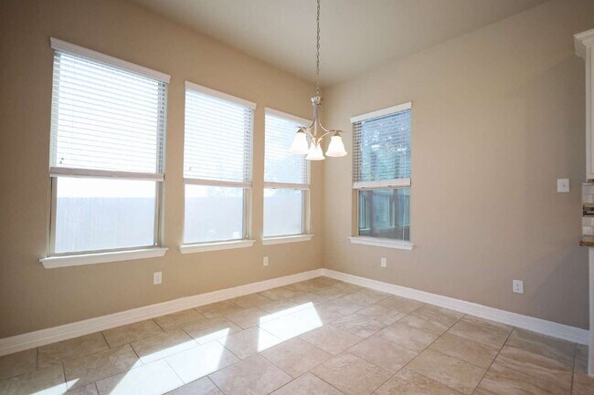 Building Photo - Beautiful 4-Bedroom Home in Stevens Ranch ...
