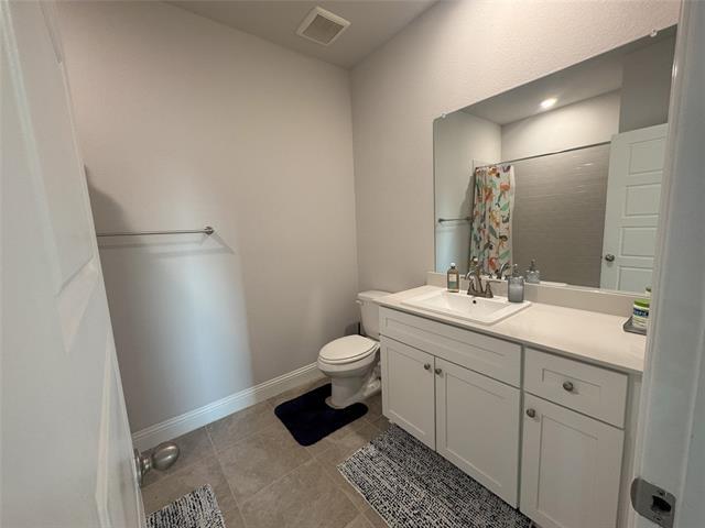 Building Photo - 4544 El Paso Dr