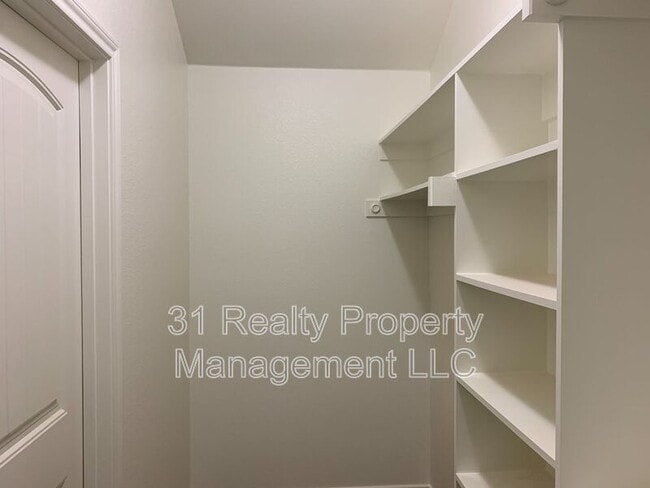 Building Photo - 3503 Brookstone Dr