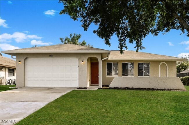 Primary Photo - 1308 SE 32nd Terrace