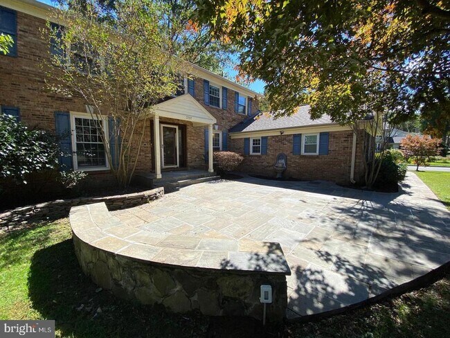 Building Photo - 3707 Moss Brooke Ct