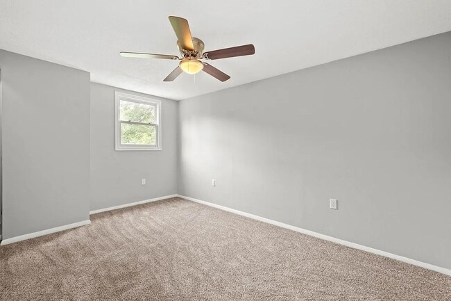 Building Photo - 207 Marie Ave