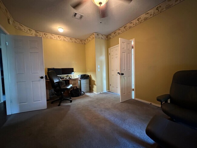 Building Photo - 11817 Watercrest Ct