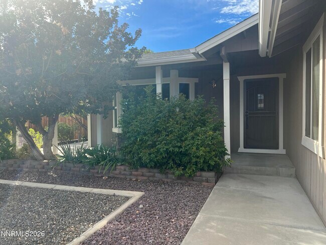 Building Photo - 2175 Albatross Way