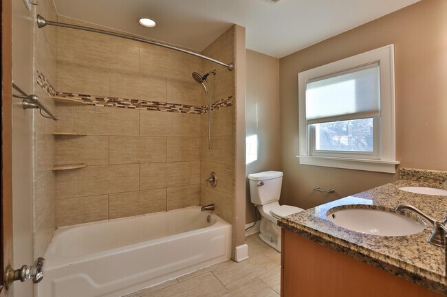 Building Photo - 43 Northridge Rd