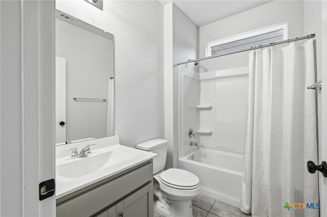 Building Photo - 1941 Winston Way