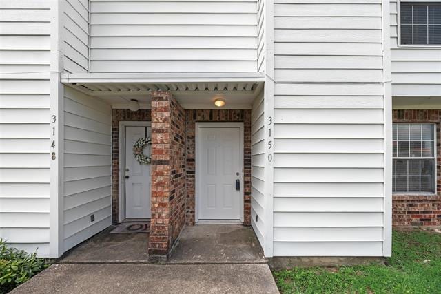 Building Photo - 3150 Tudor Ln