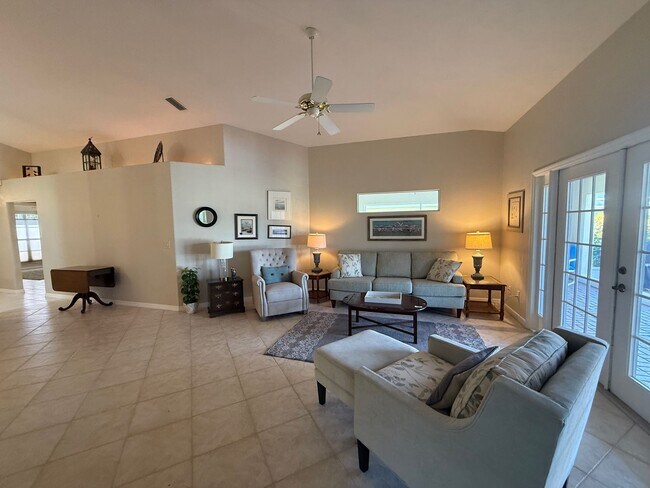 Building Photo - Beautiful 3 bedroom, 2 Bathroom home in the Turnbull Bay Golf Course Community