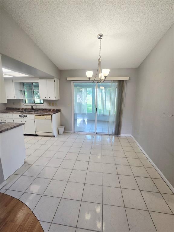 Building Photo - 8425 SW 107th Pl
