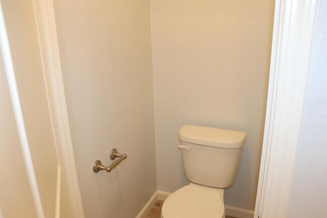 Building Photo - 1884 Clover Drive