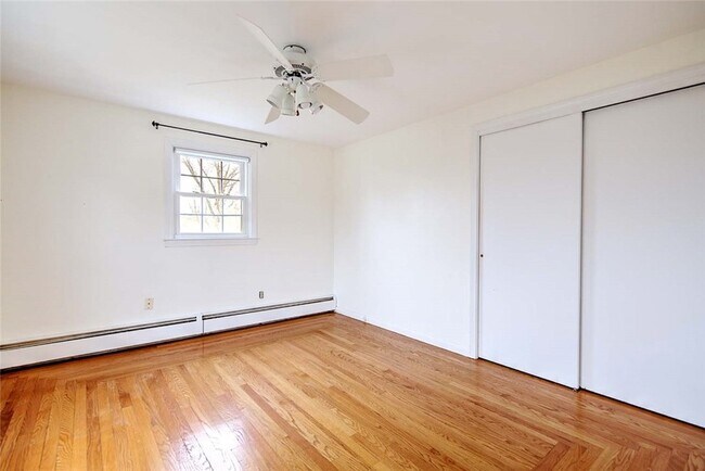 Building Photo - 12 Whalen Dr