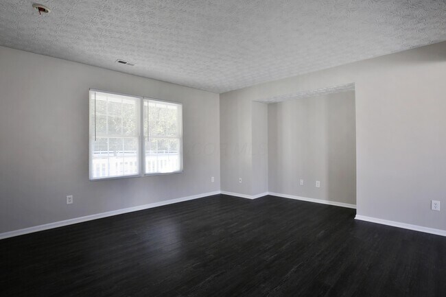 Building Photo - 1843 Canopy Ln