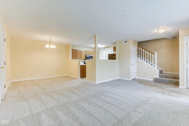 Building Photo - 6028 Wildcat Dr