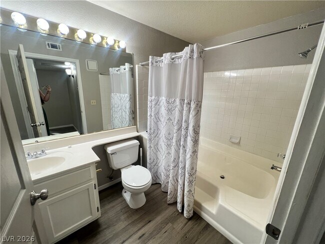 Building Photo - 2251 Wigwam Pkwy