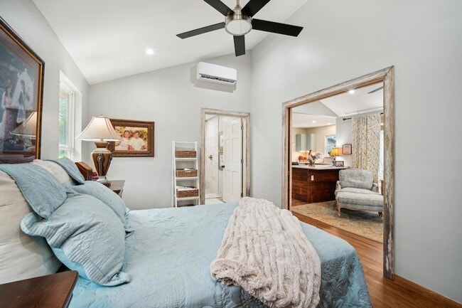 Building Photo - 801 Bishop St