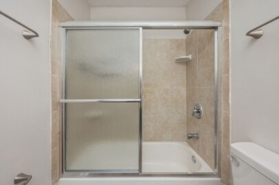 Building Photo - 126 Camellia Pl