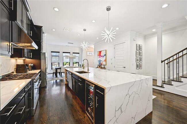 Building Photo - 1108 Briar Cove Cir