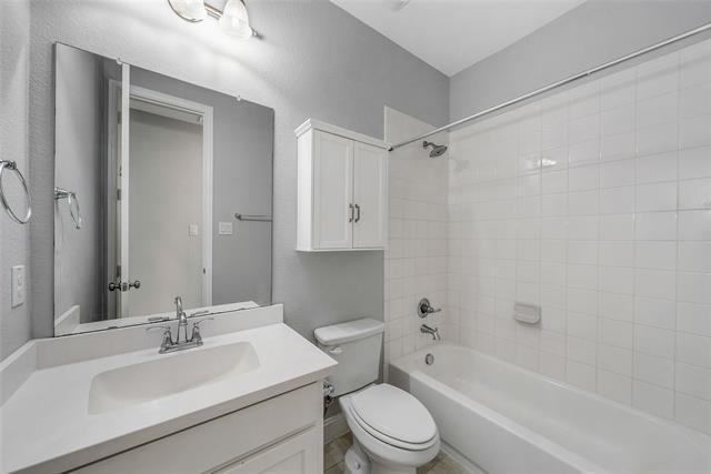 Building Photo - 3813 Brinkley Dr