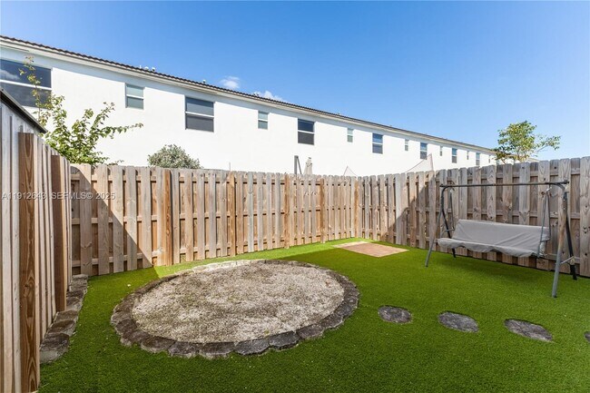 Building Photo - 12150 NW 23rd Ct