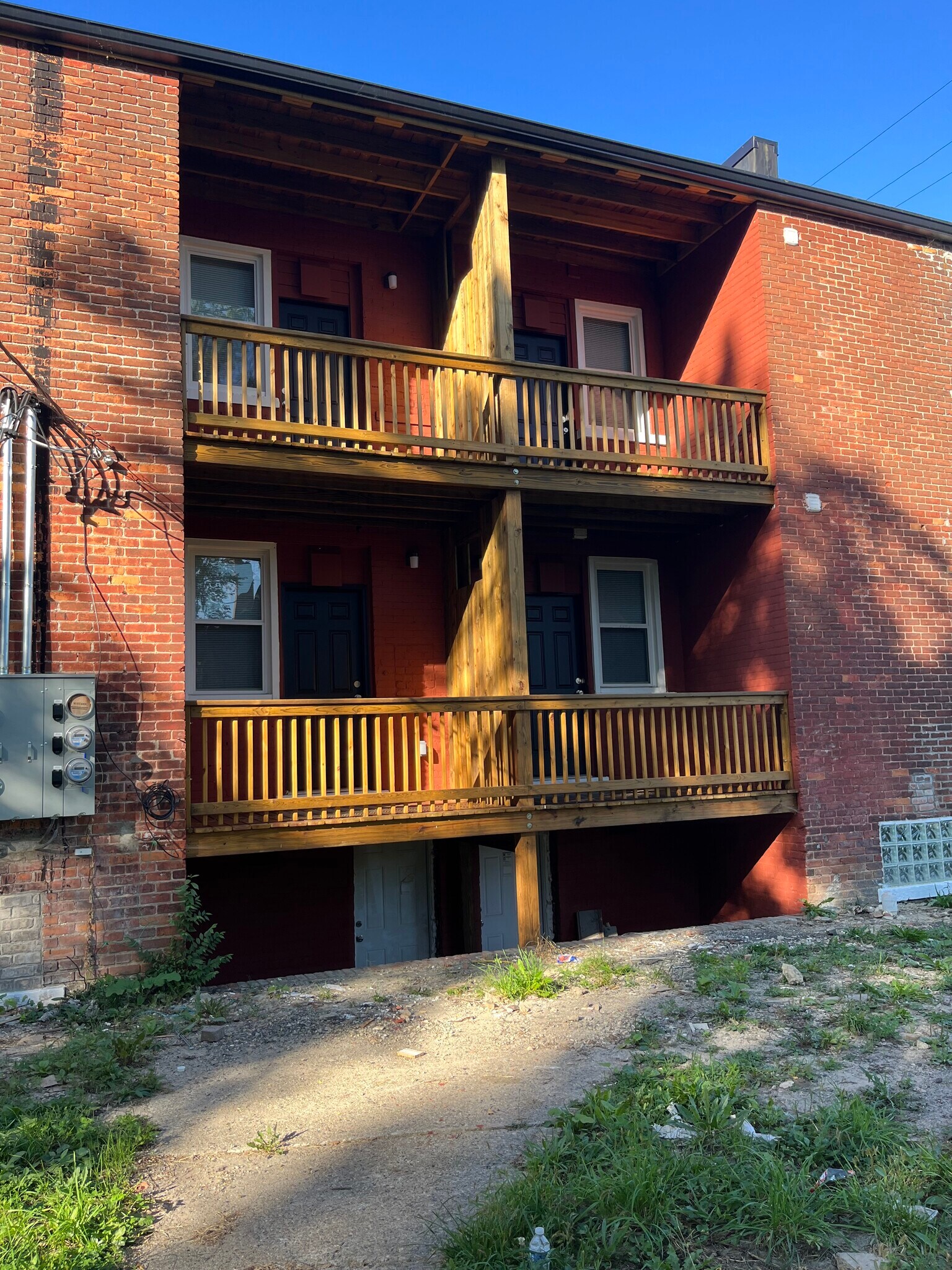 Building Photo - 2282 Belvidere St